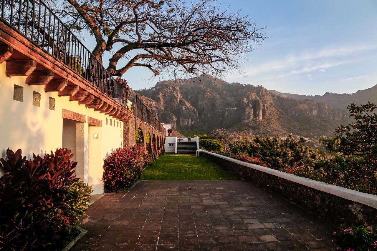 Posada Del Tepozteco - Hotel & Gallery Tepoztlán Exterior photo